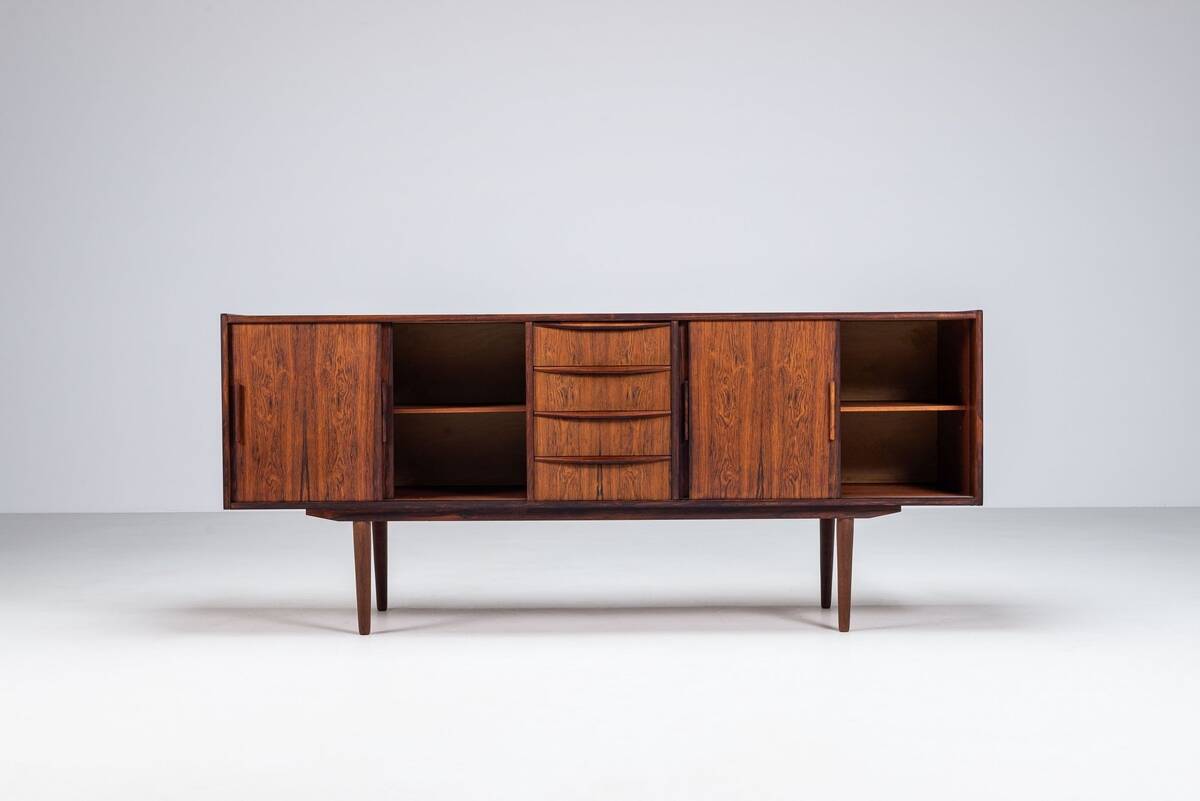 Scandinavian symmetric sideboard in rosewood Denmark 1960