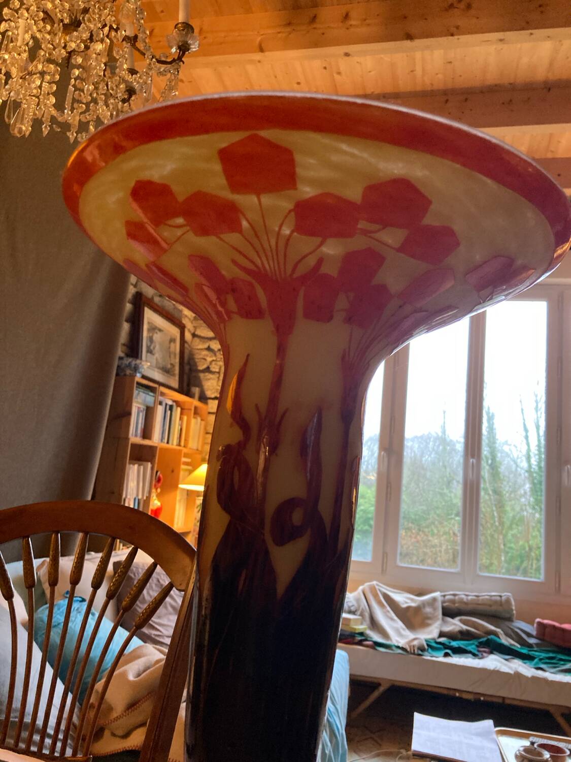 Marbled glass corolla cup. The French Glass.