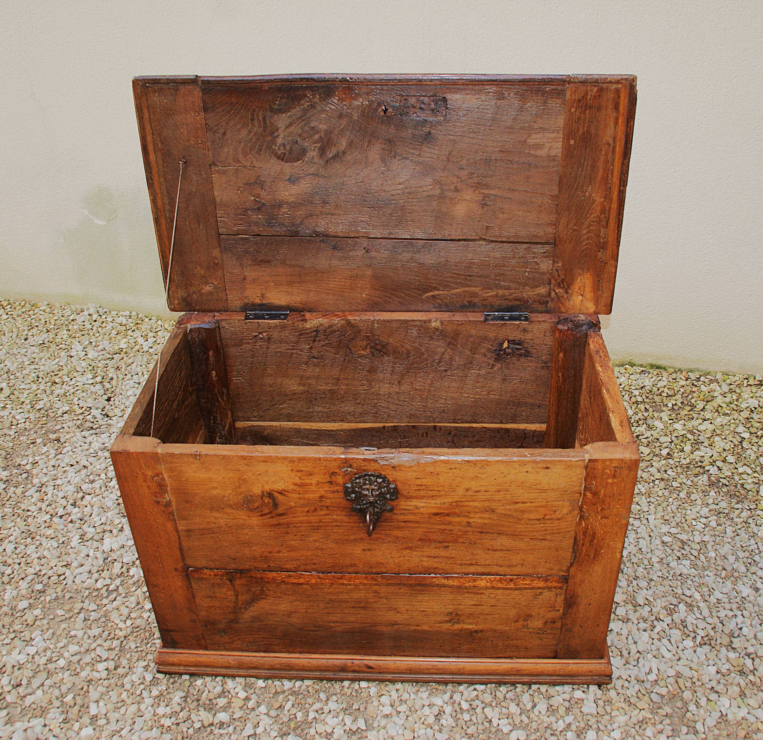 Small Chest Louis XIV - XVIII Century