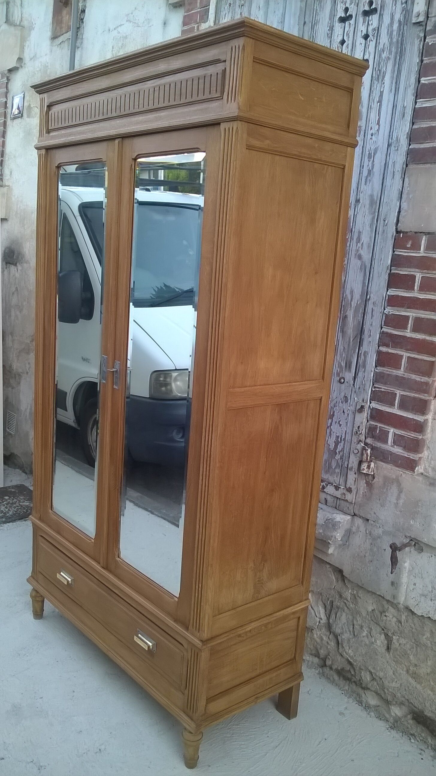 Parisian wardrobe year 30/40