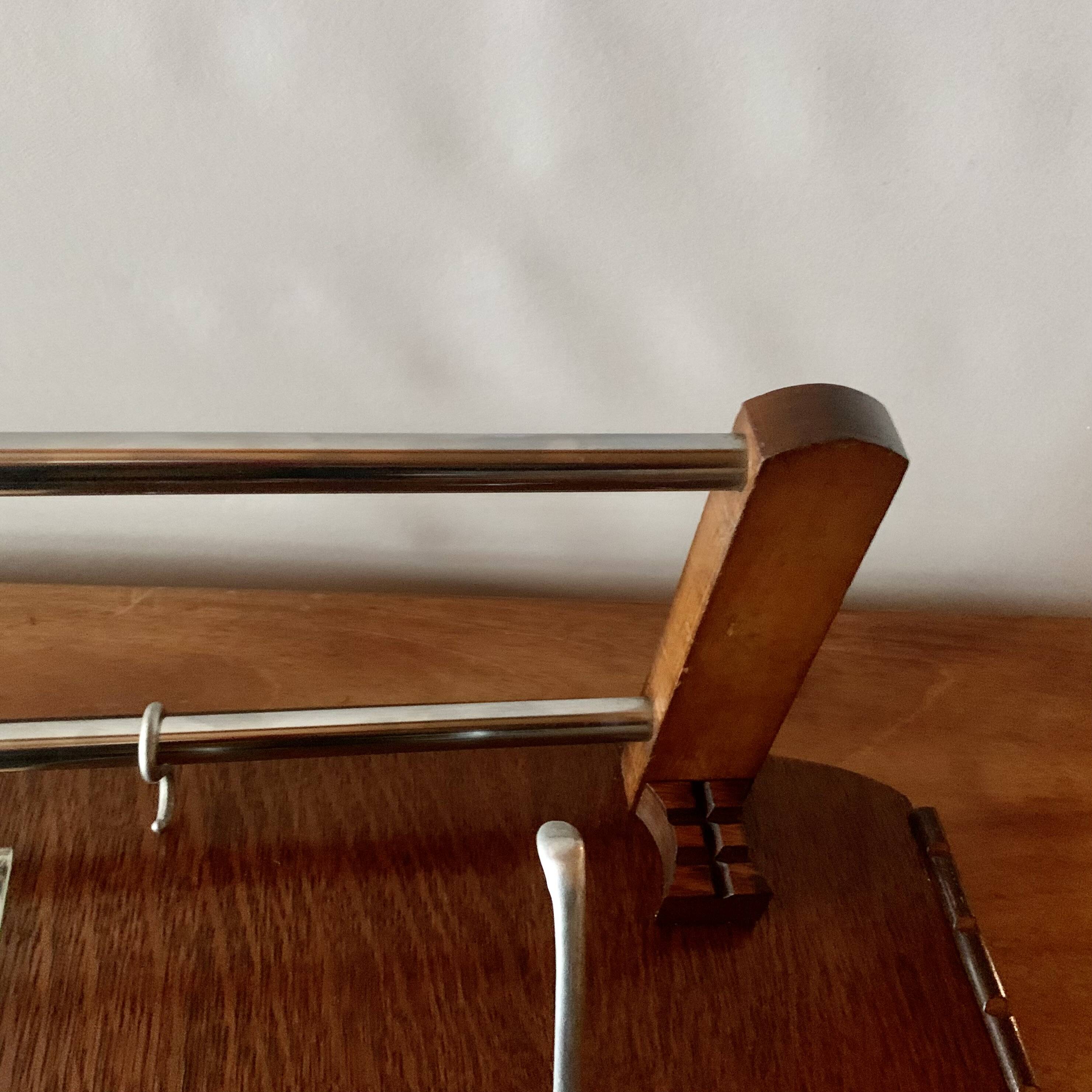 Ancien grand portemanteau en bois avec miroir et porte-chapeau
