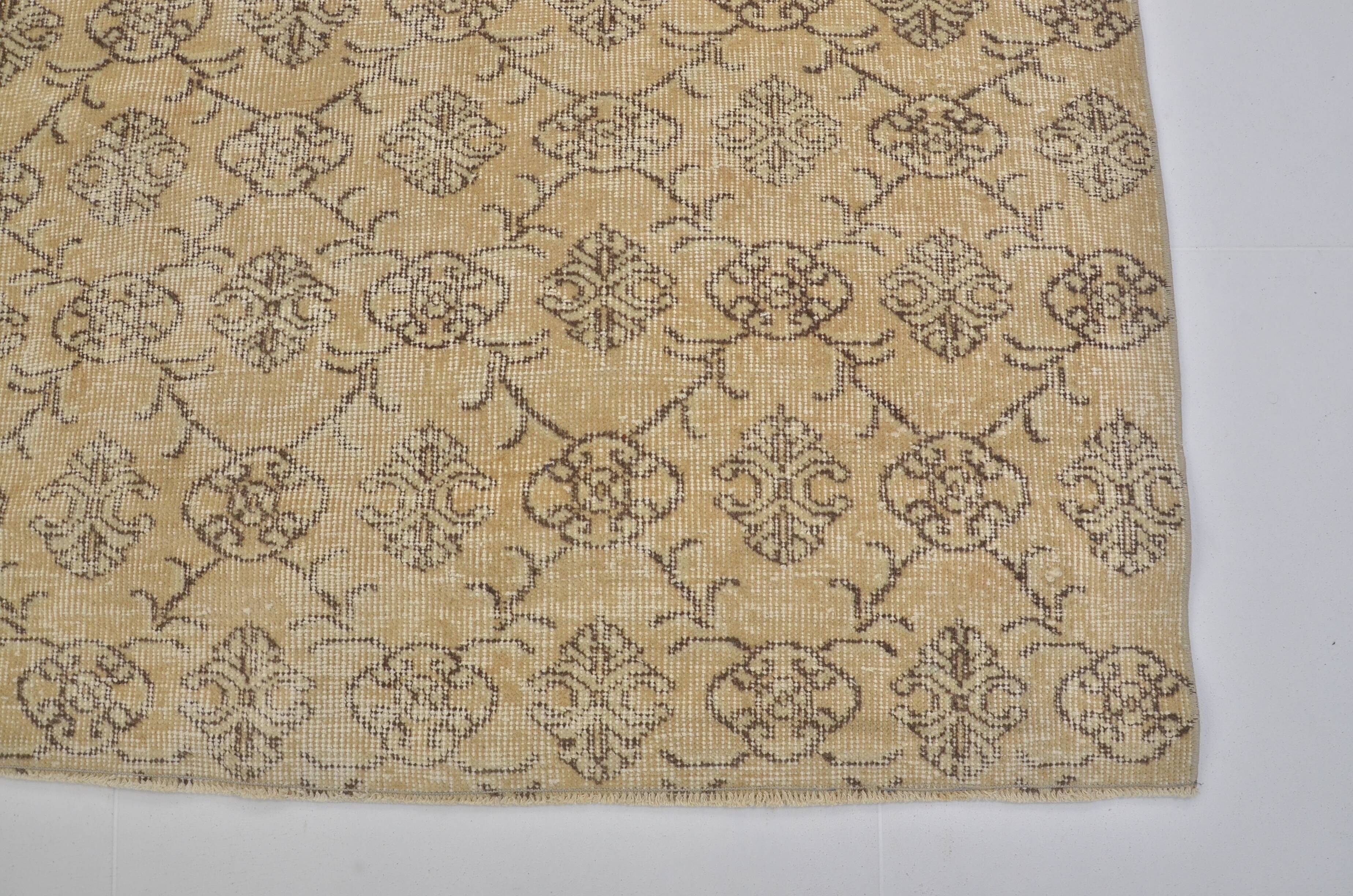 Floral Vintage Handmade Wool Rug sku 1372