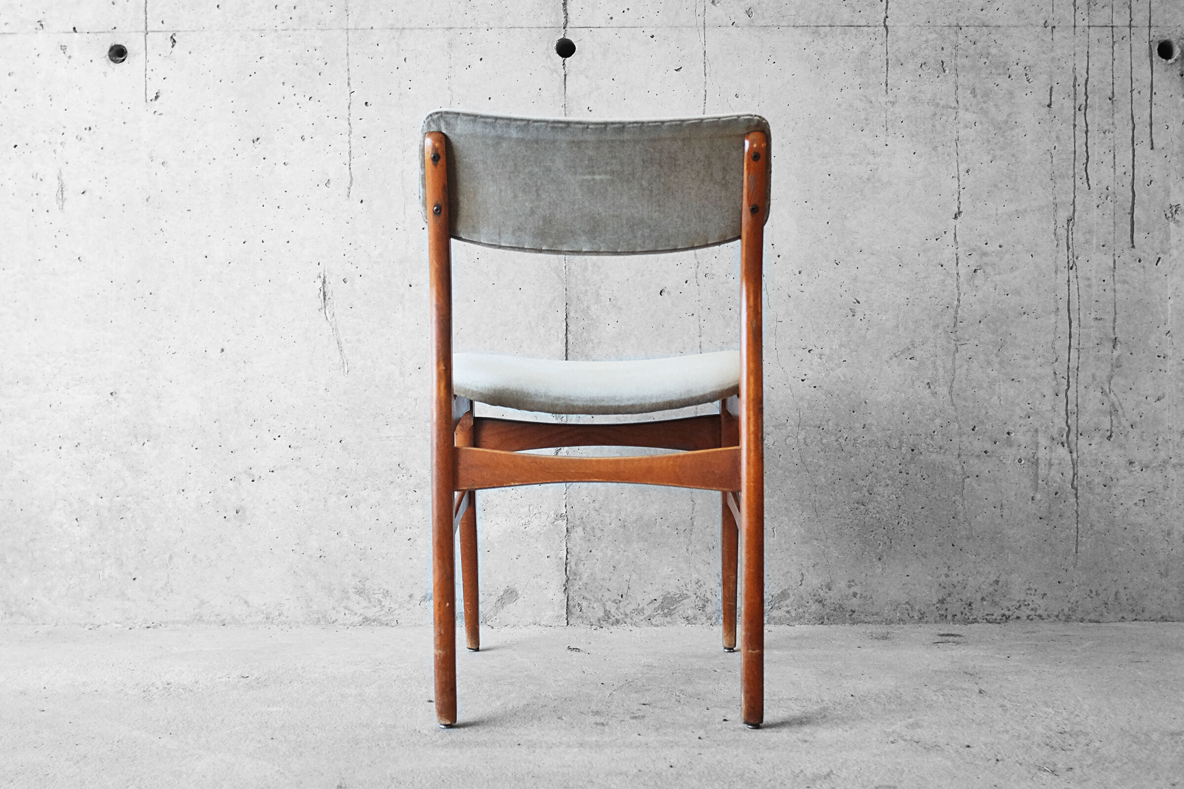 Scandinavian chair 60