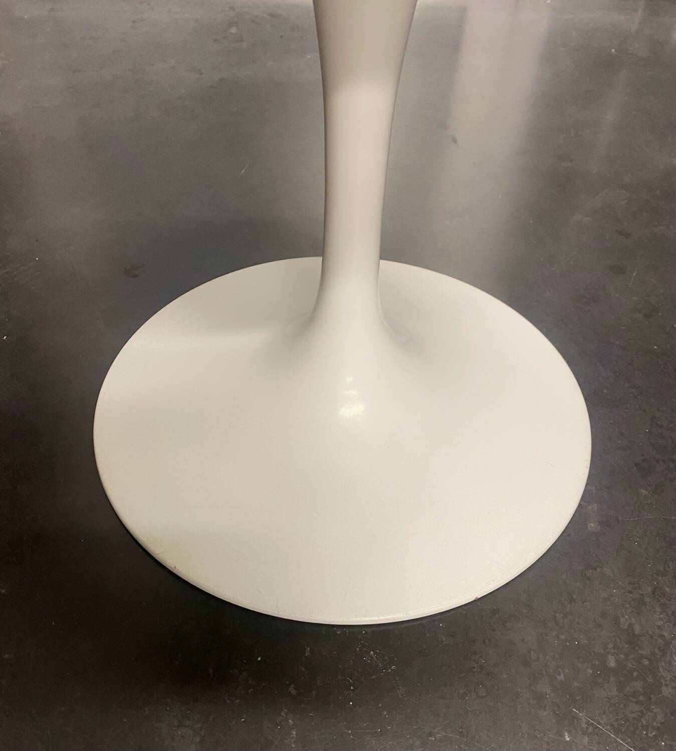 2x Eero Saarinen Tulip Stools black leather Knoll