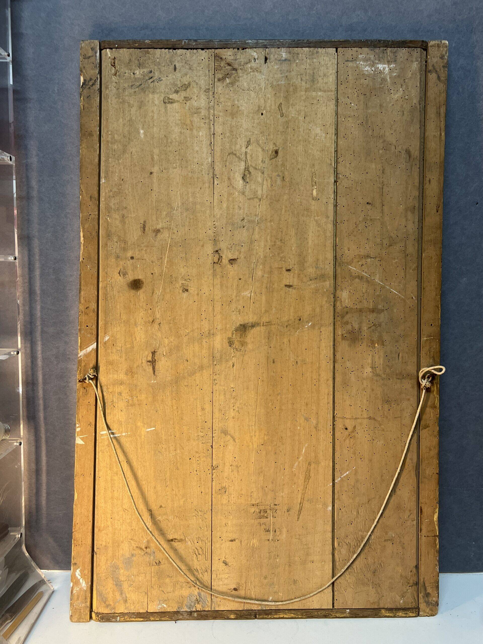 Beautiful religious work from the 17th century, oil on panel representing Christ on his cross with Mary Magdalene at his feet