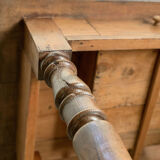 Small English pine table - early 20th century