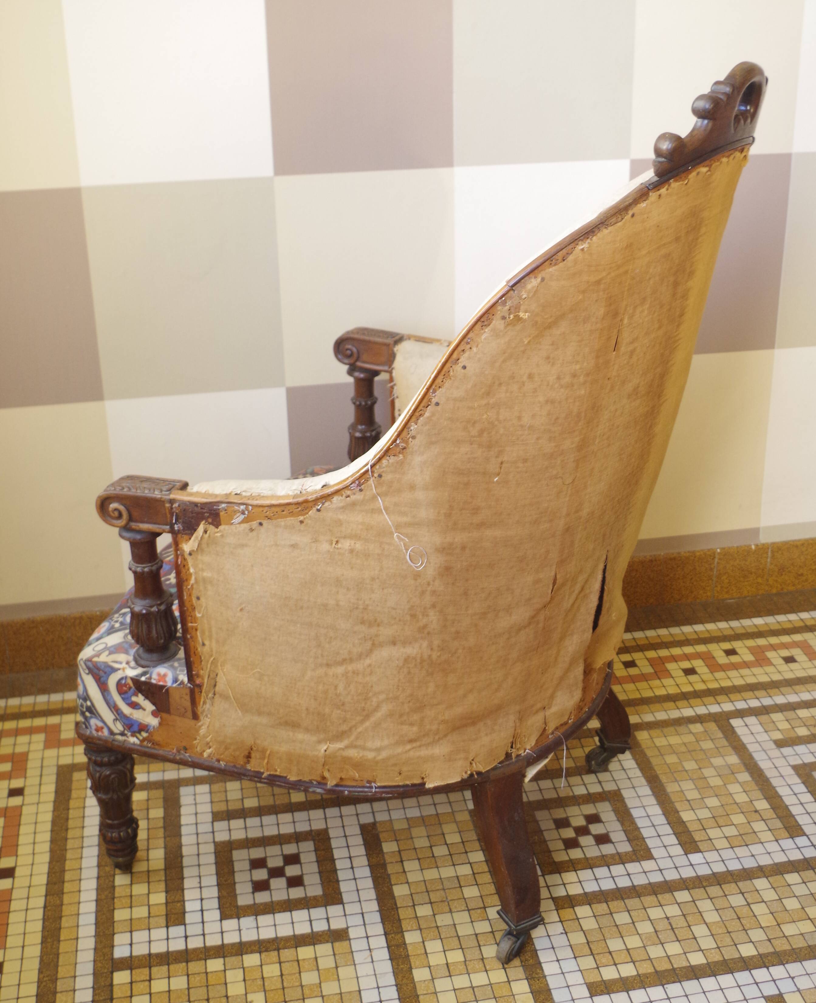 Toad chair