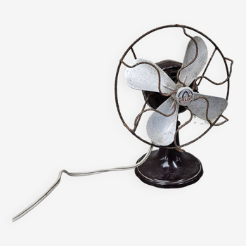 Calor 1920 bakelite fan