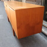 Enfilade Mcintosh teak of the 1960s