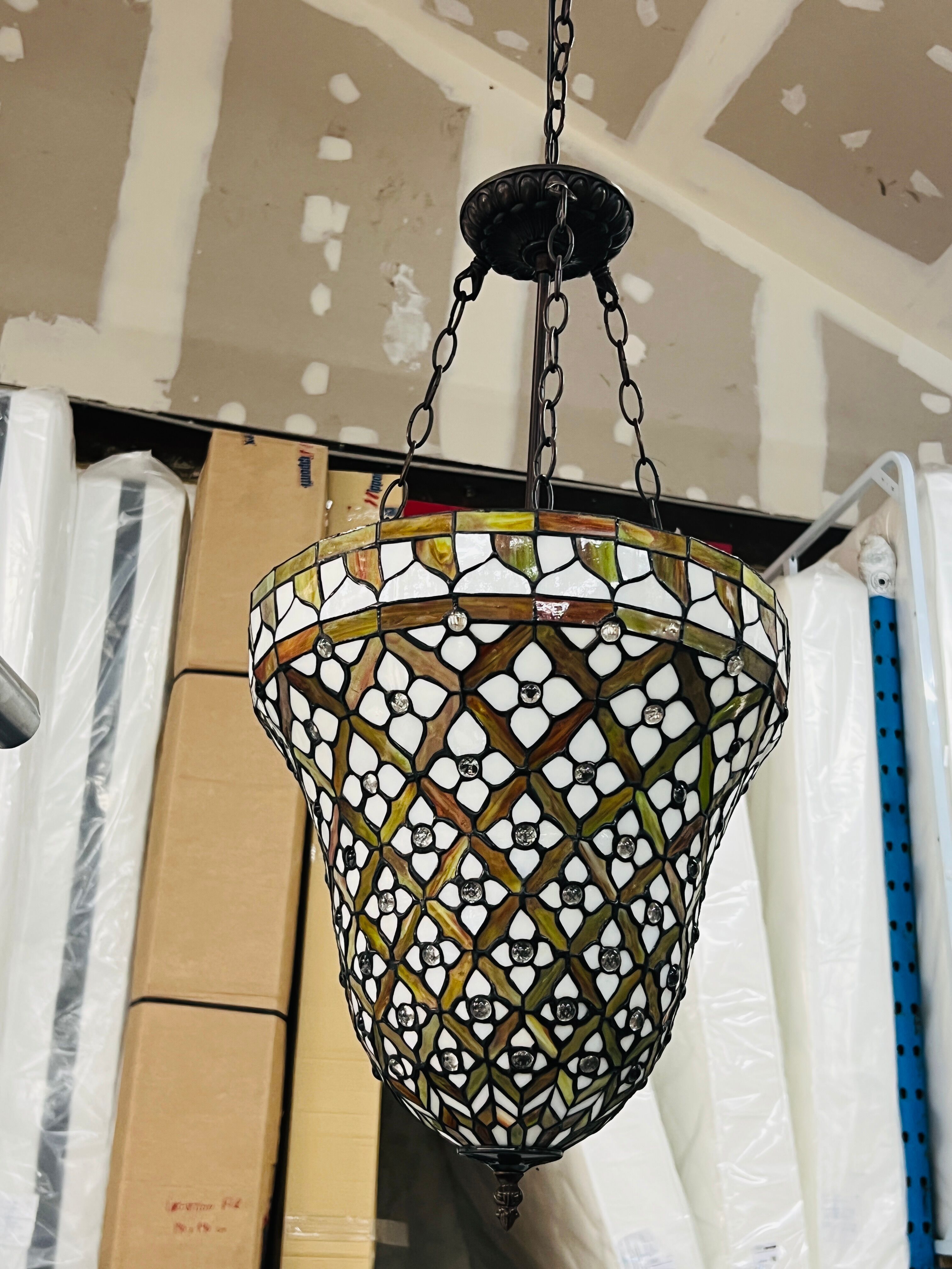 Lustre avec chaîne style tiffany