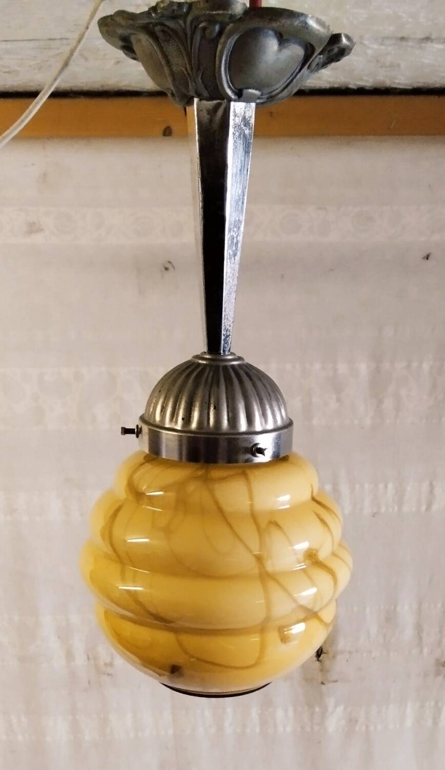 Art Deco opaline marbled globe suspension and aluminium mount - mid 20th century.