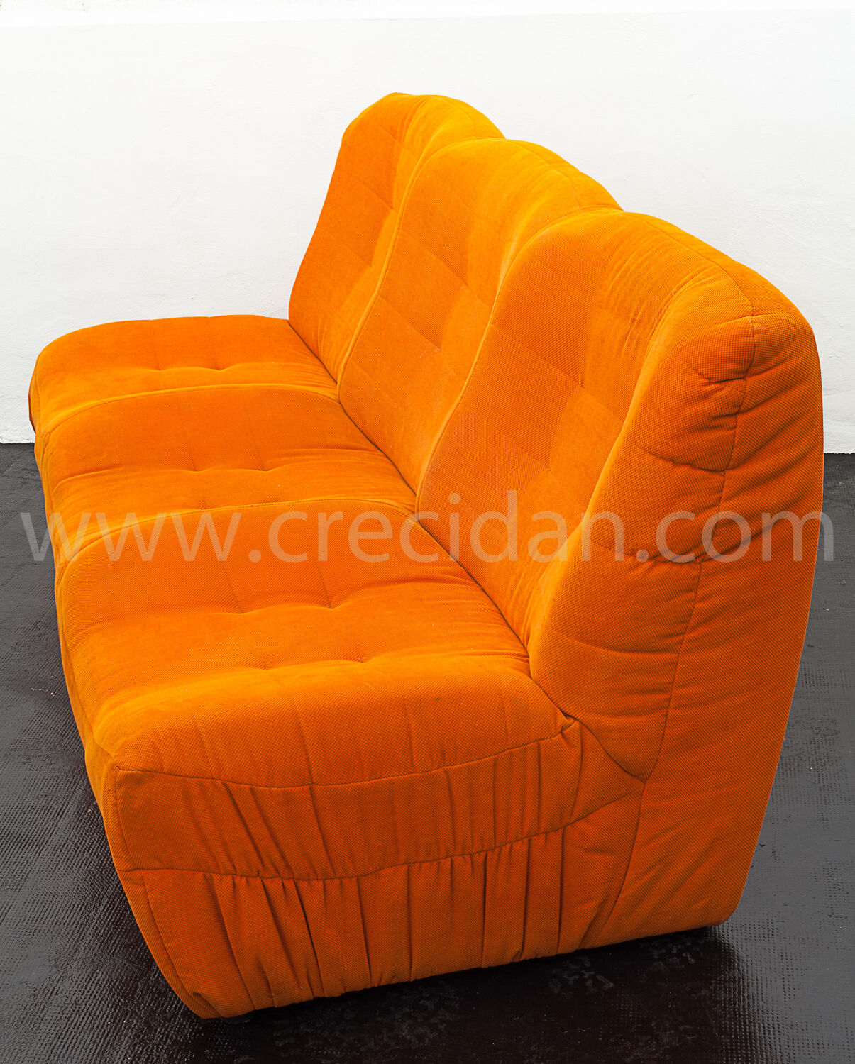Orange sofa 70'