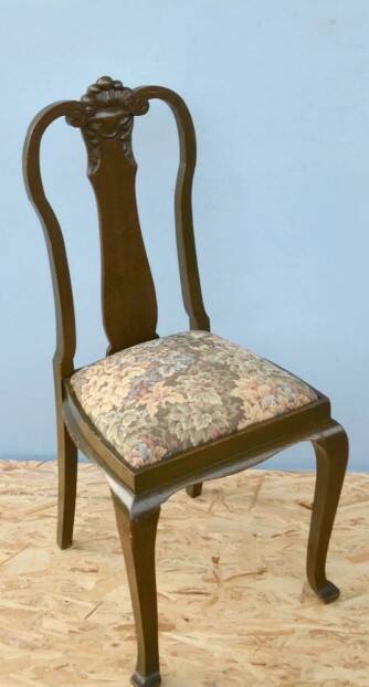Chaise Queen Anne en chêne massif - début du XXe siècle