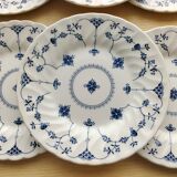 6 Churchill English Porcelain Dessert Plates Finland Pattern