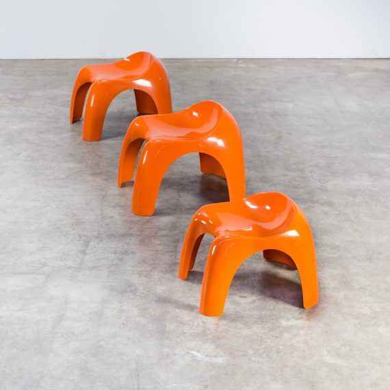 Three stool 'Efebo' Stacy Dukes of the 1960s for Artemide