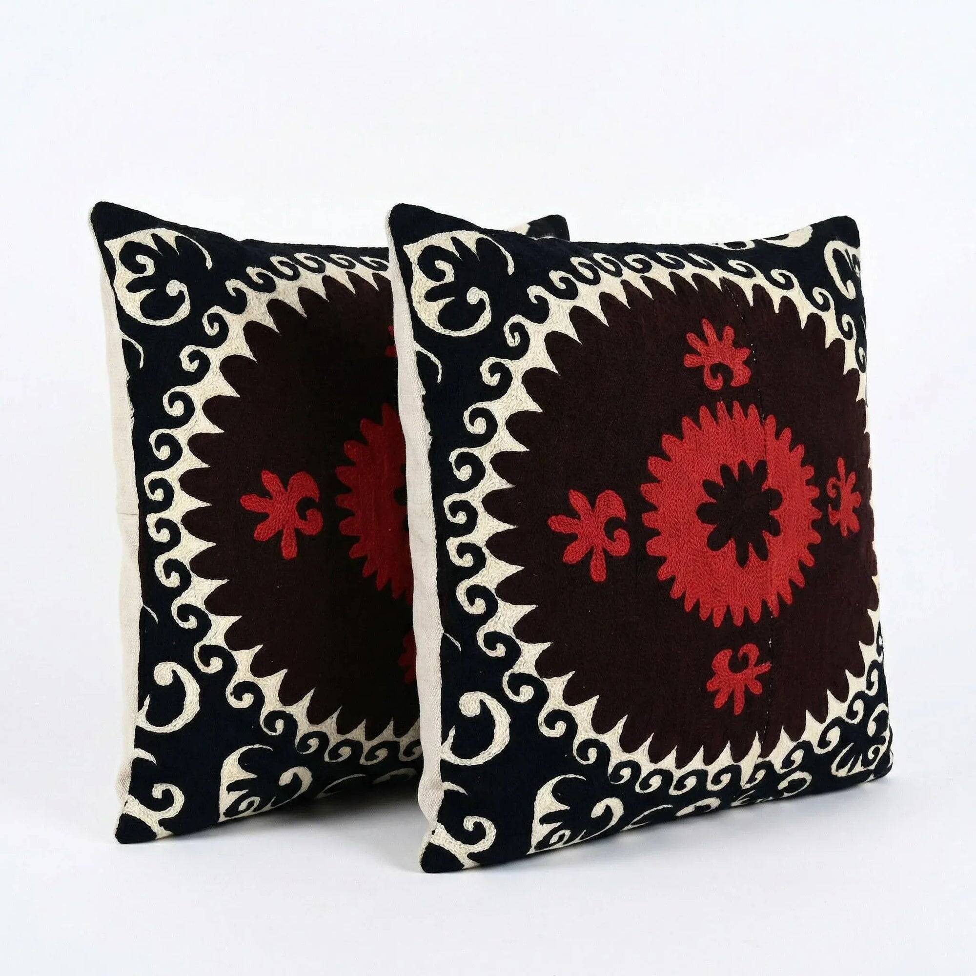 Lot de 2 housses de coussin brodées vintage 61x61 cm