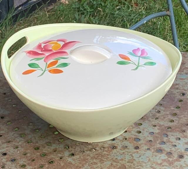 Soup tureen, Gien France, Princess model, in enamelled ceramic, vintage