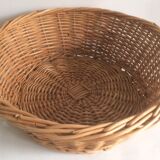 Wicker empty-pocket basket