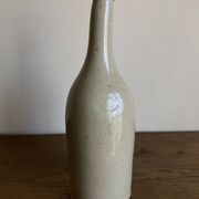 Bouteille de grès penchée début 20e