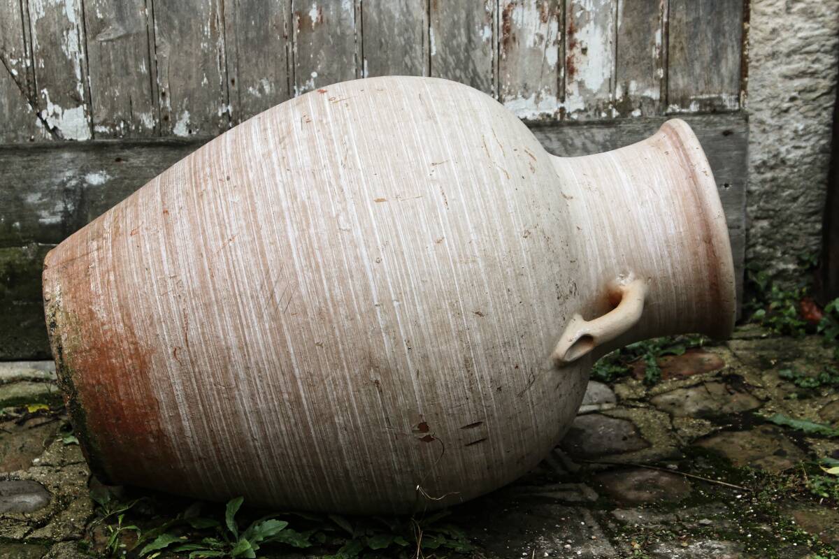 Monumental terracotta jar