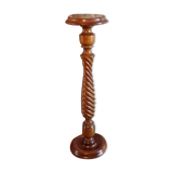 Turned wooden presentation column