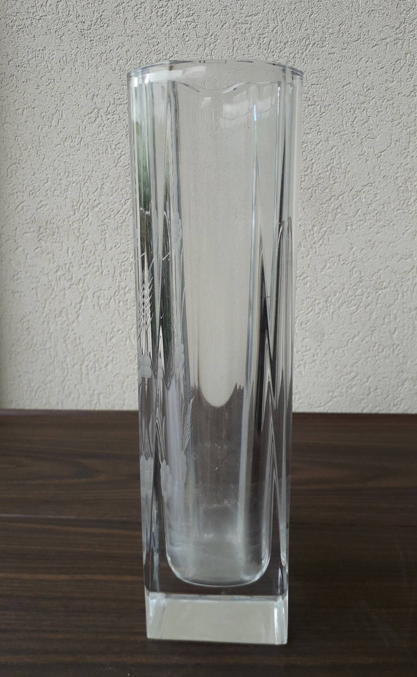 Crystal vase