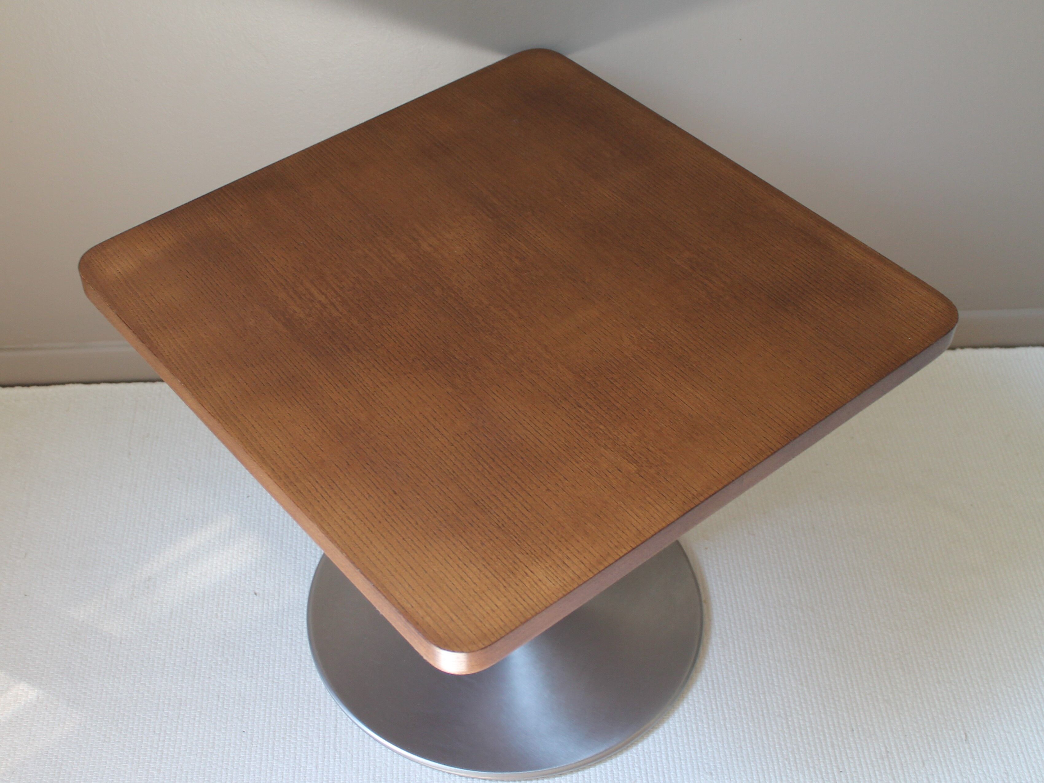 Table basse au design allemand