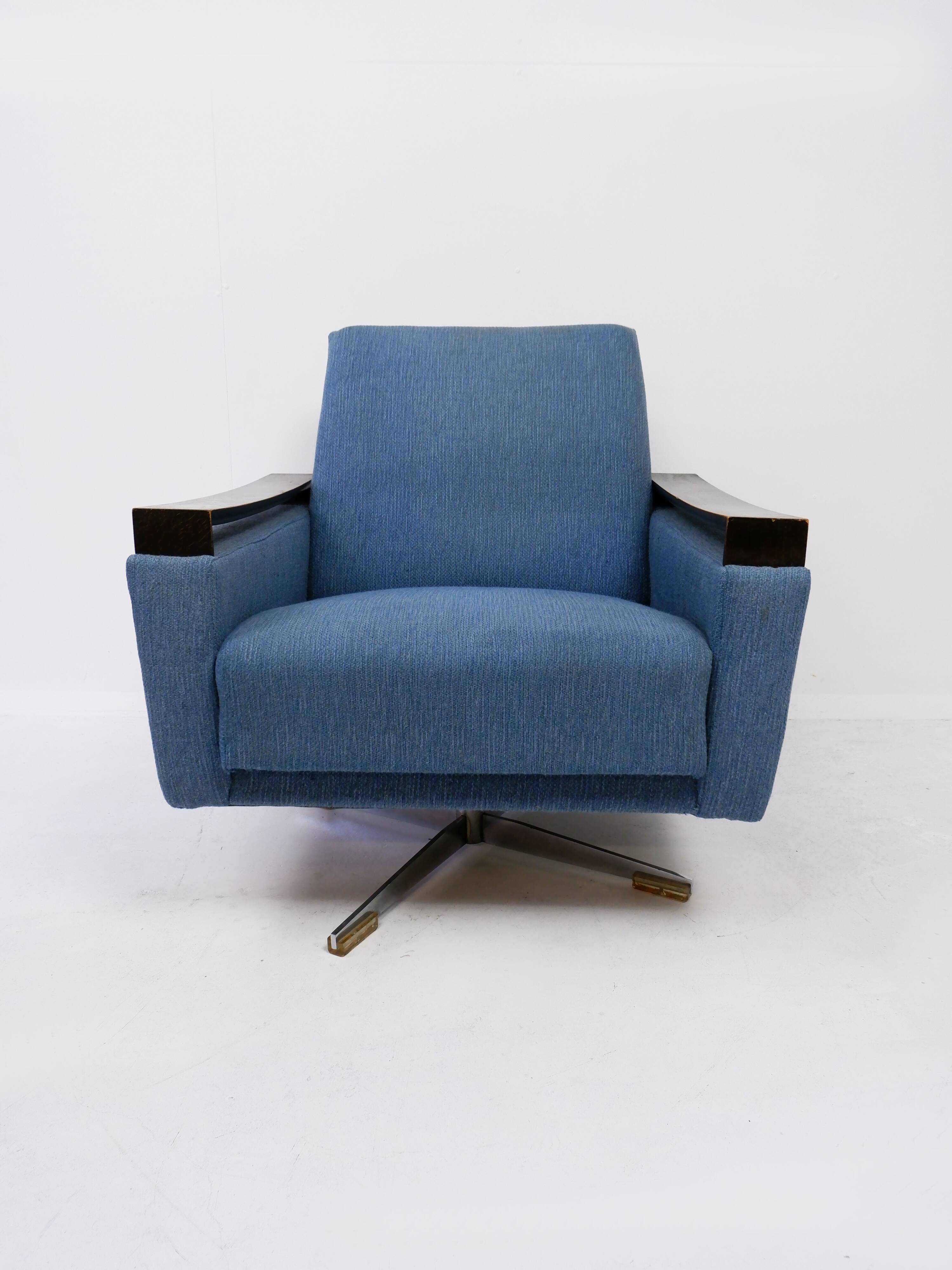 Vintage swivel chair, 1960s