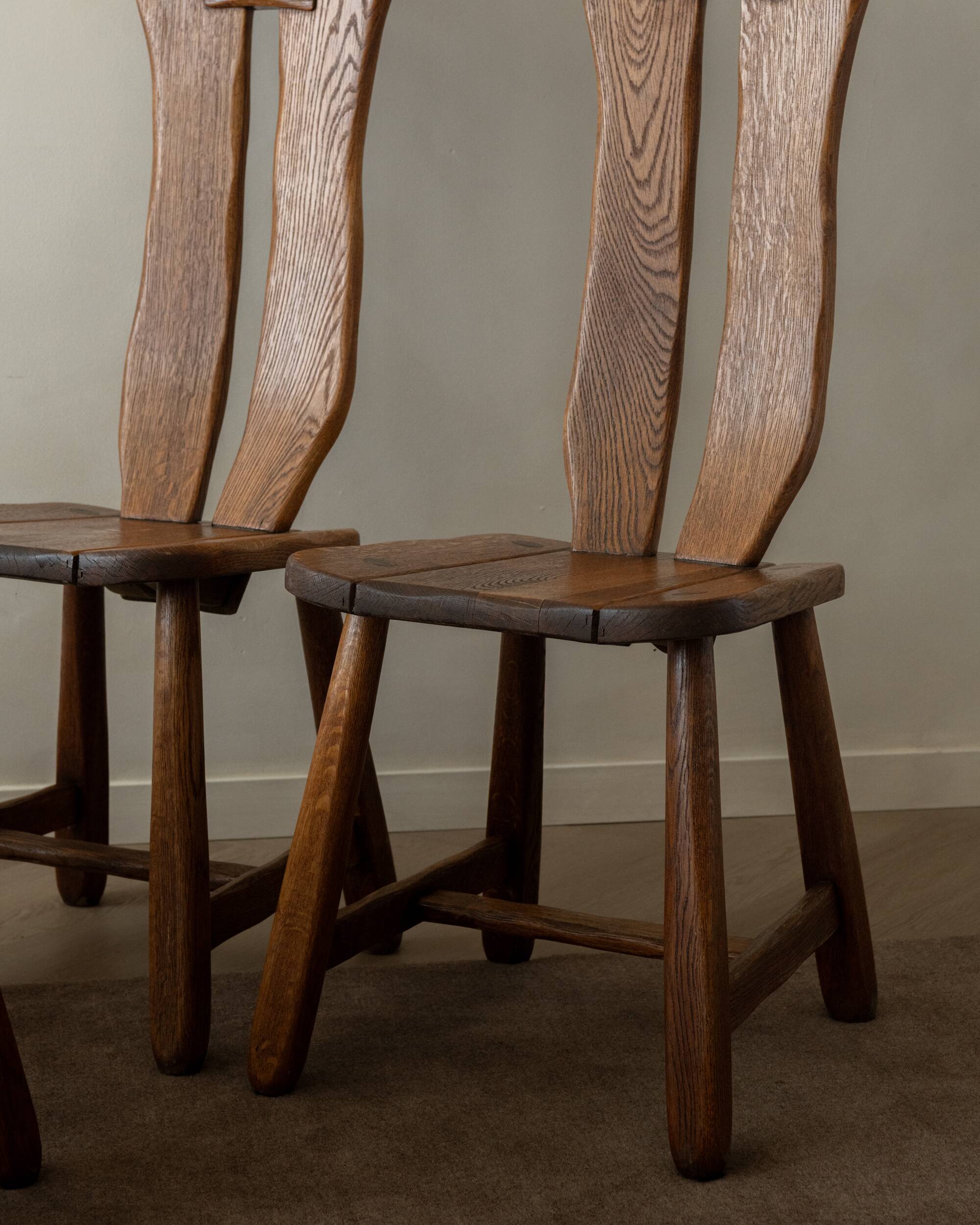 Brutalist Oak Dining Chairs Sculptural Backs by De Puydt, 1960s, Set of 4