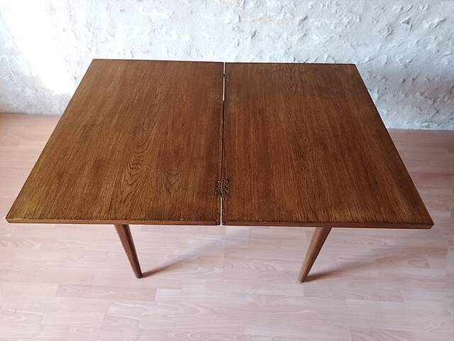 Vintage oak portfolio table 1960