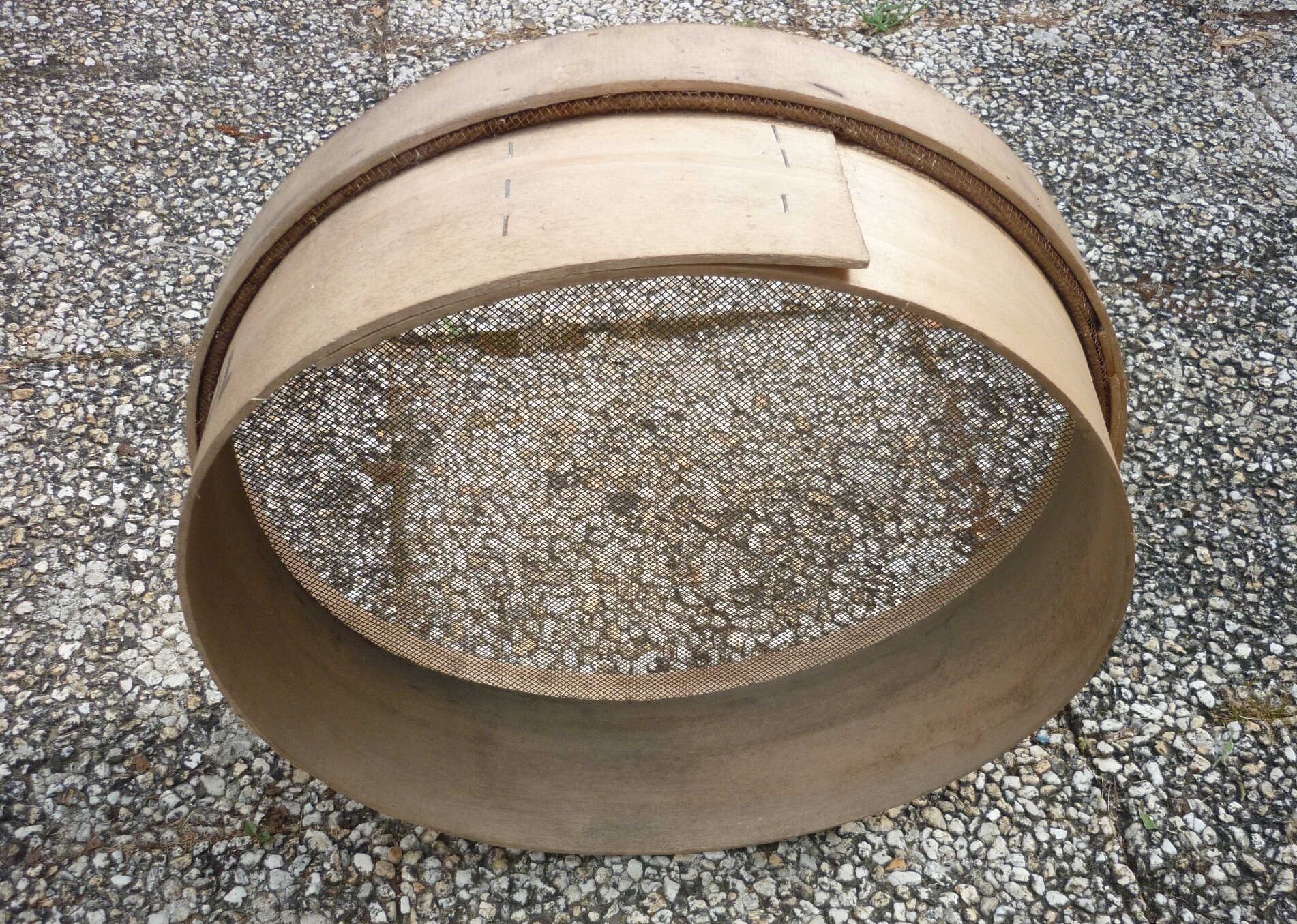 Vintage mason sieve Ø 44 cm