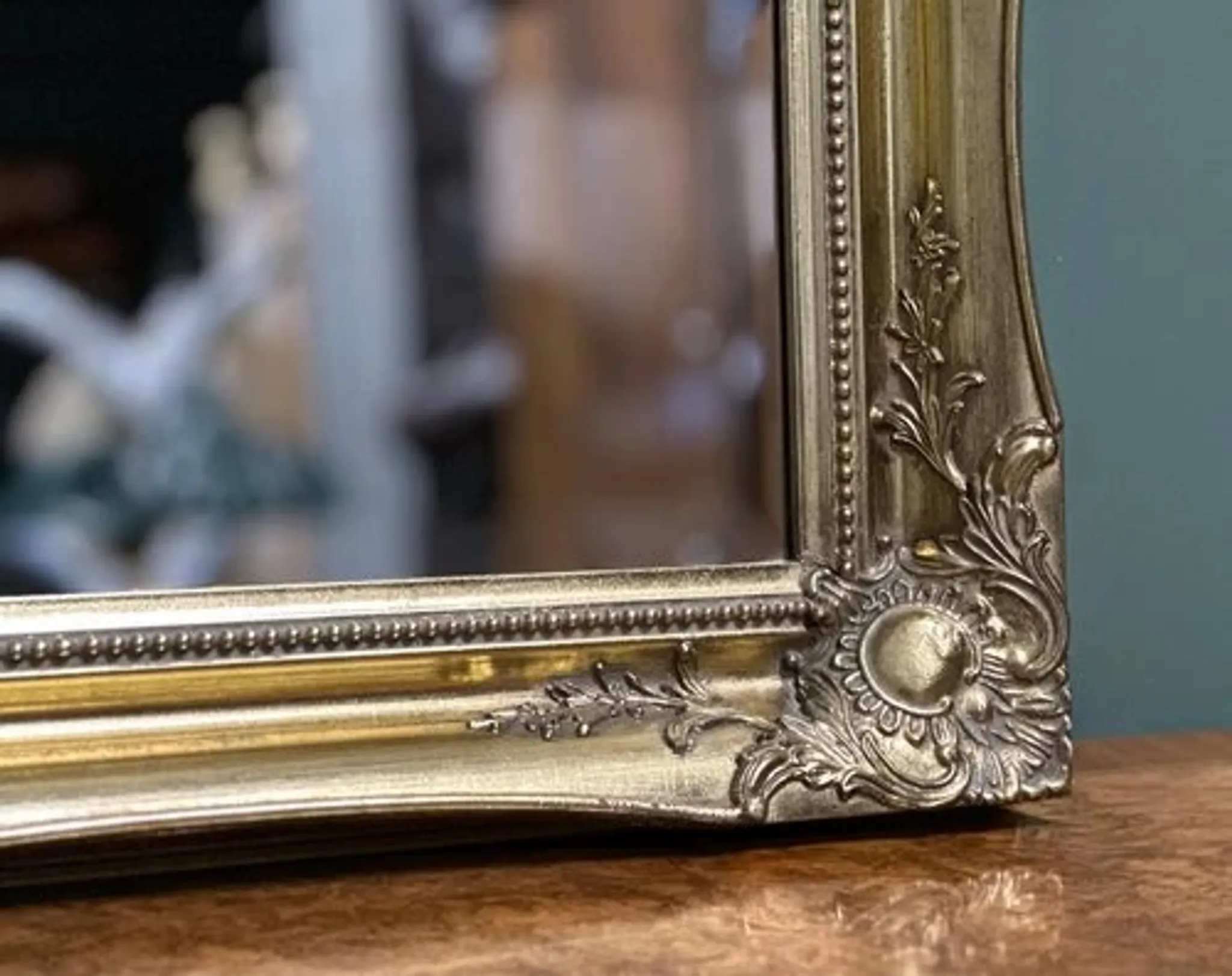 Vintage Gold Wall Hanging Mirror