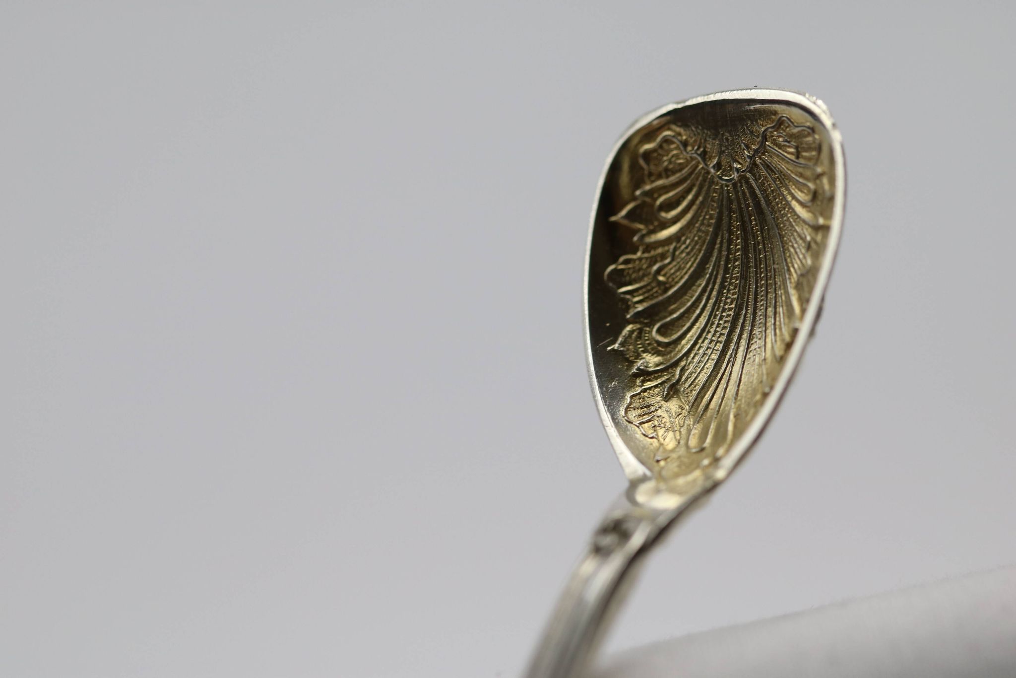Louis XV Style Salt Shovel In Sterling Silver And Vermeil