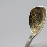 Pelle à sel style Louis XV en argent massif et vermeil