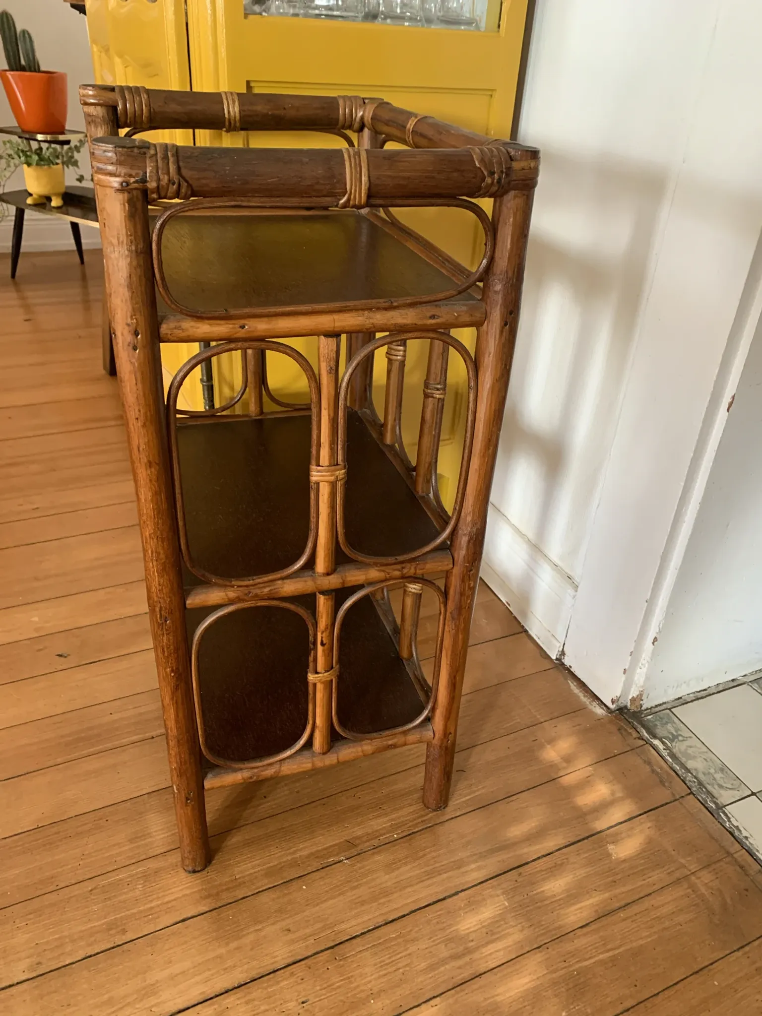Charming Vintage Shelf in Rattan and Bamboo (3 tiers)