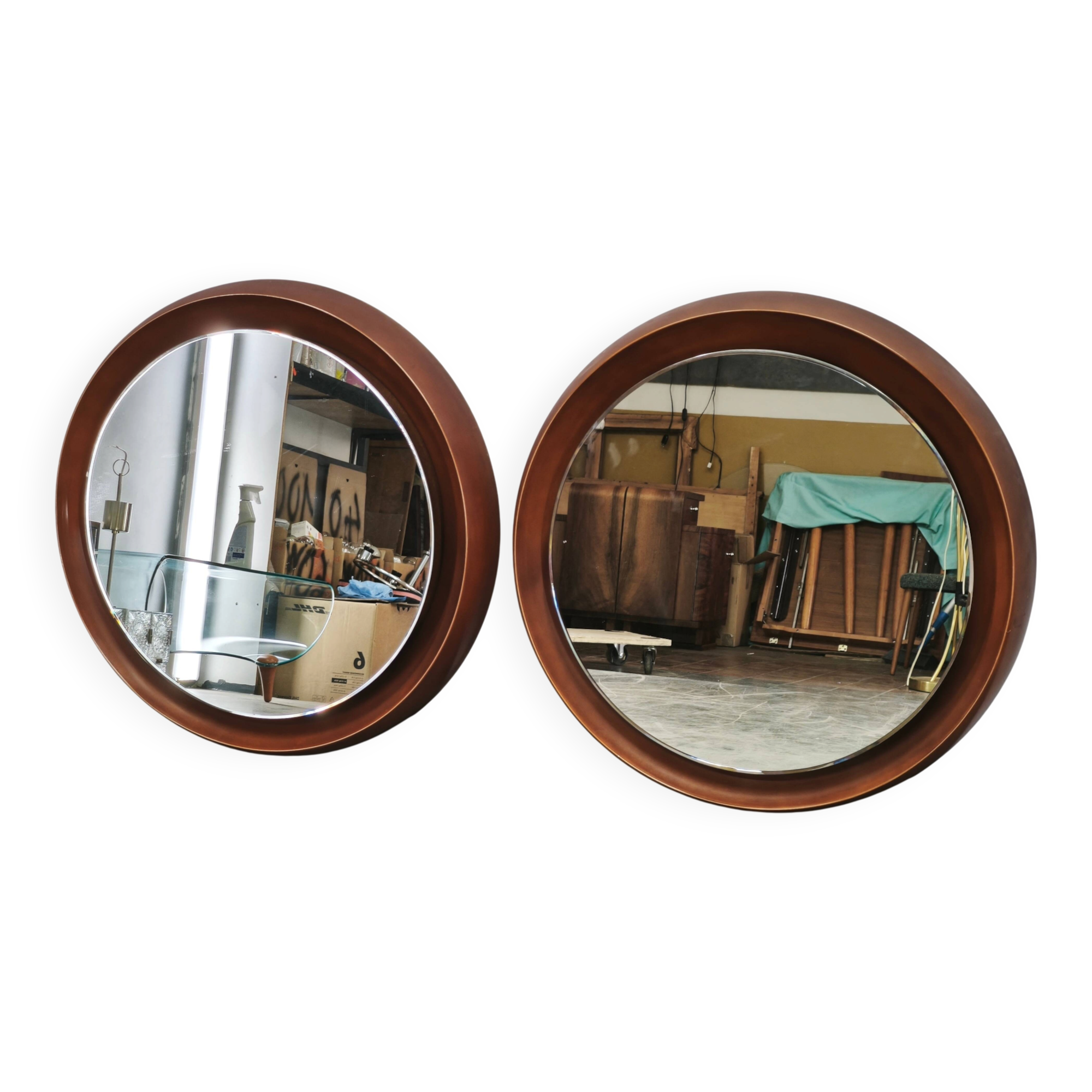 Pair of Italian Space Age Illuminated Round Mirrors, 1970s