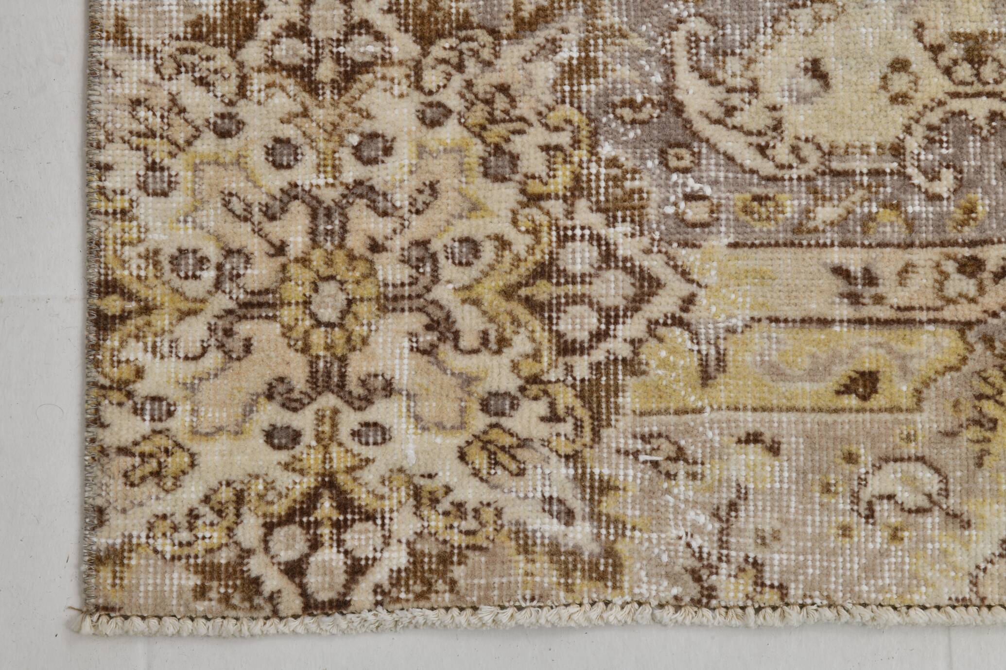 5x9 Vintage Brown Cream Classic Turkish Rug, 165x284Cm