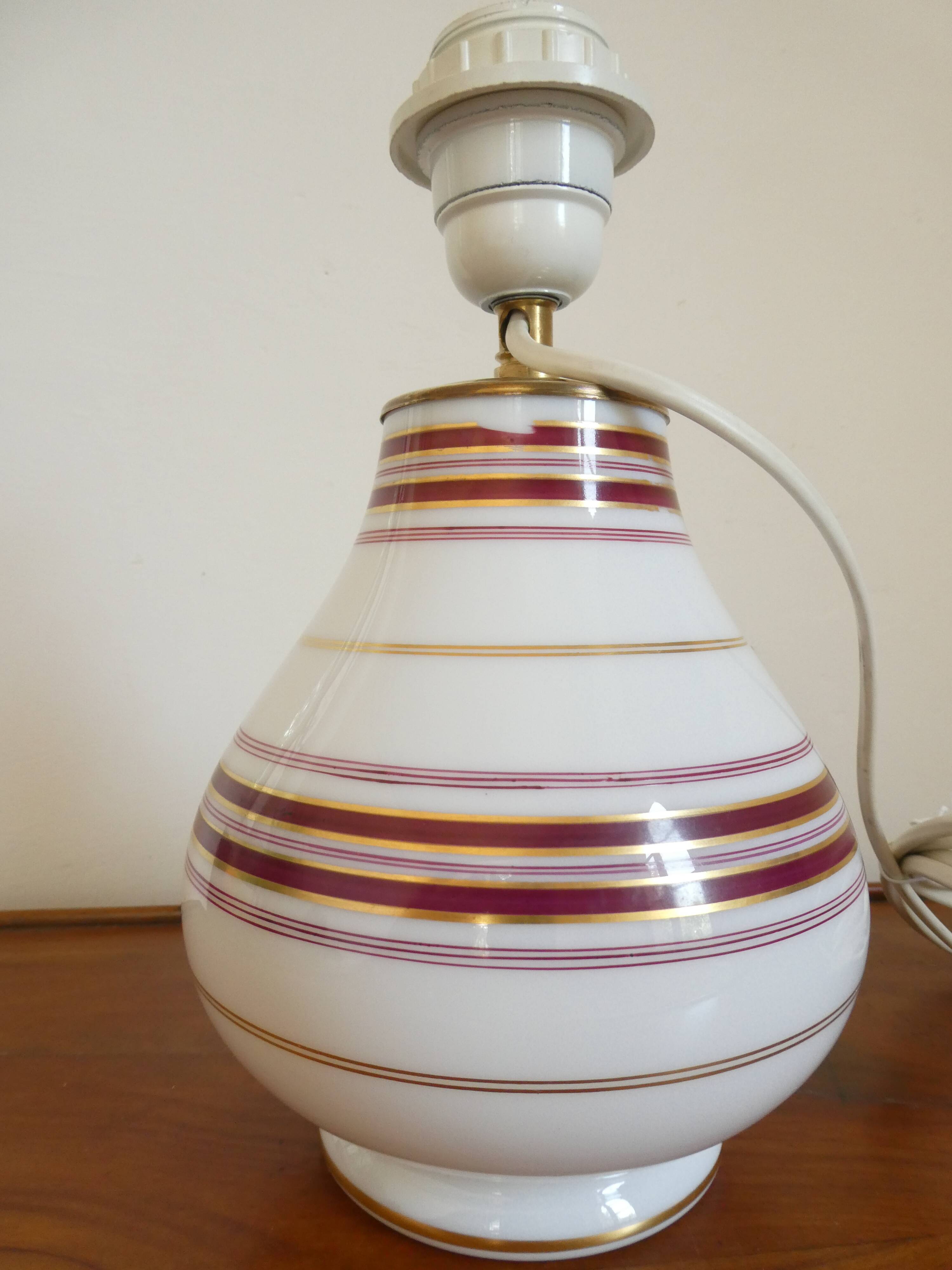 Vintage 1960s pear-shaped opaline lamp base