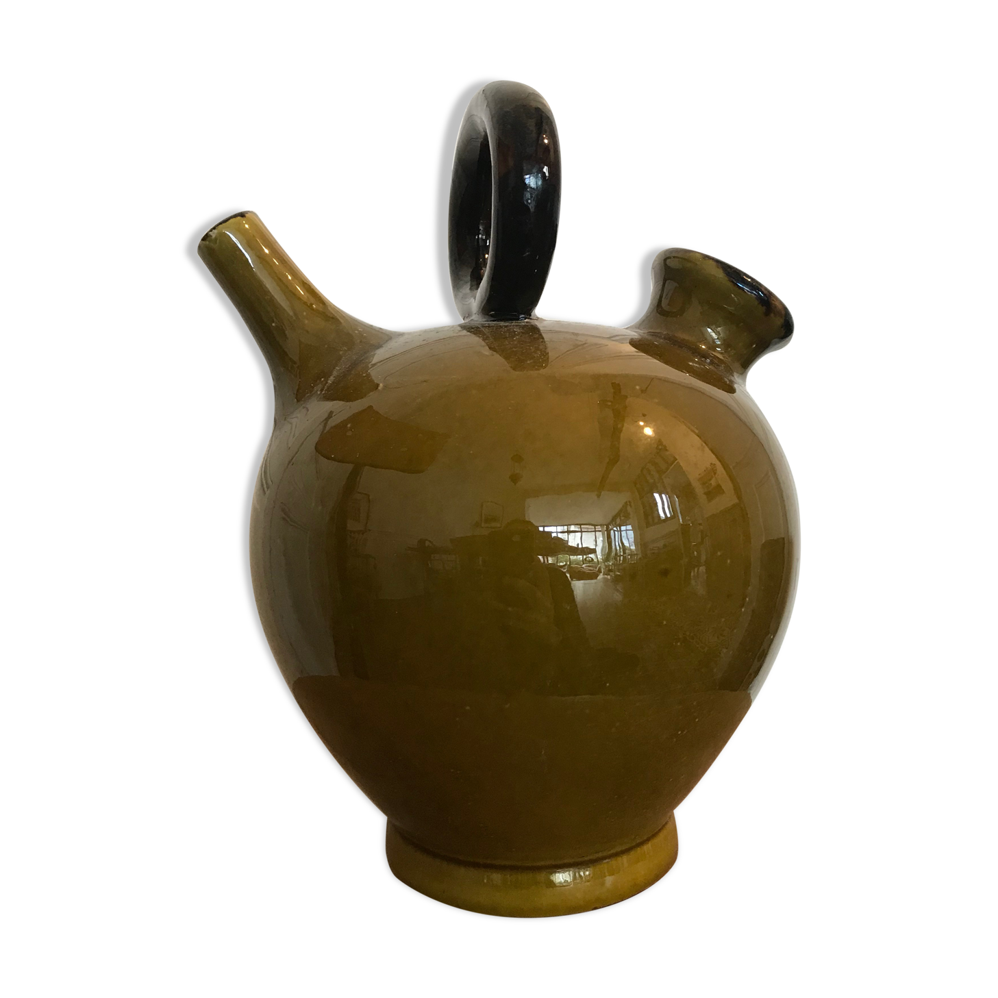 Double-neck ceramic jug