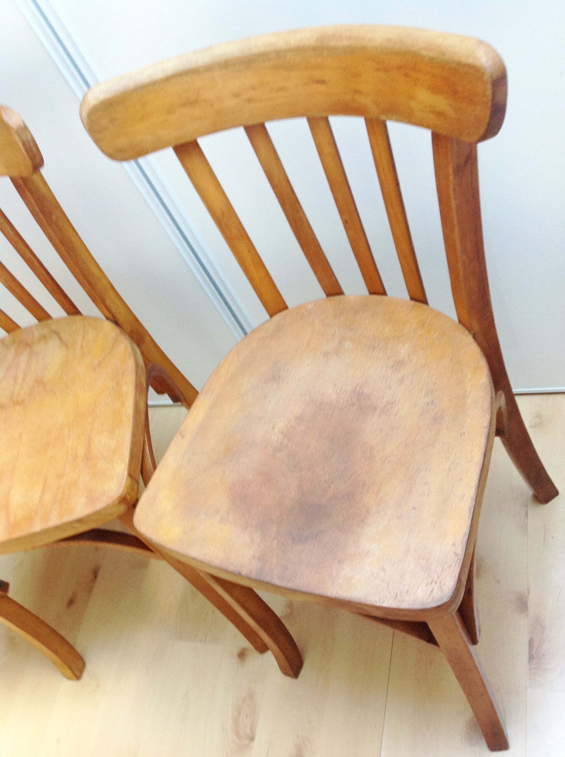 Pair of foot bistro chairs with bows / vintage 40-50s