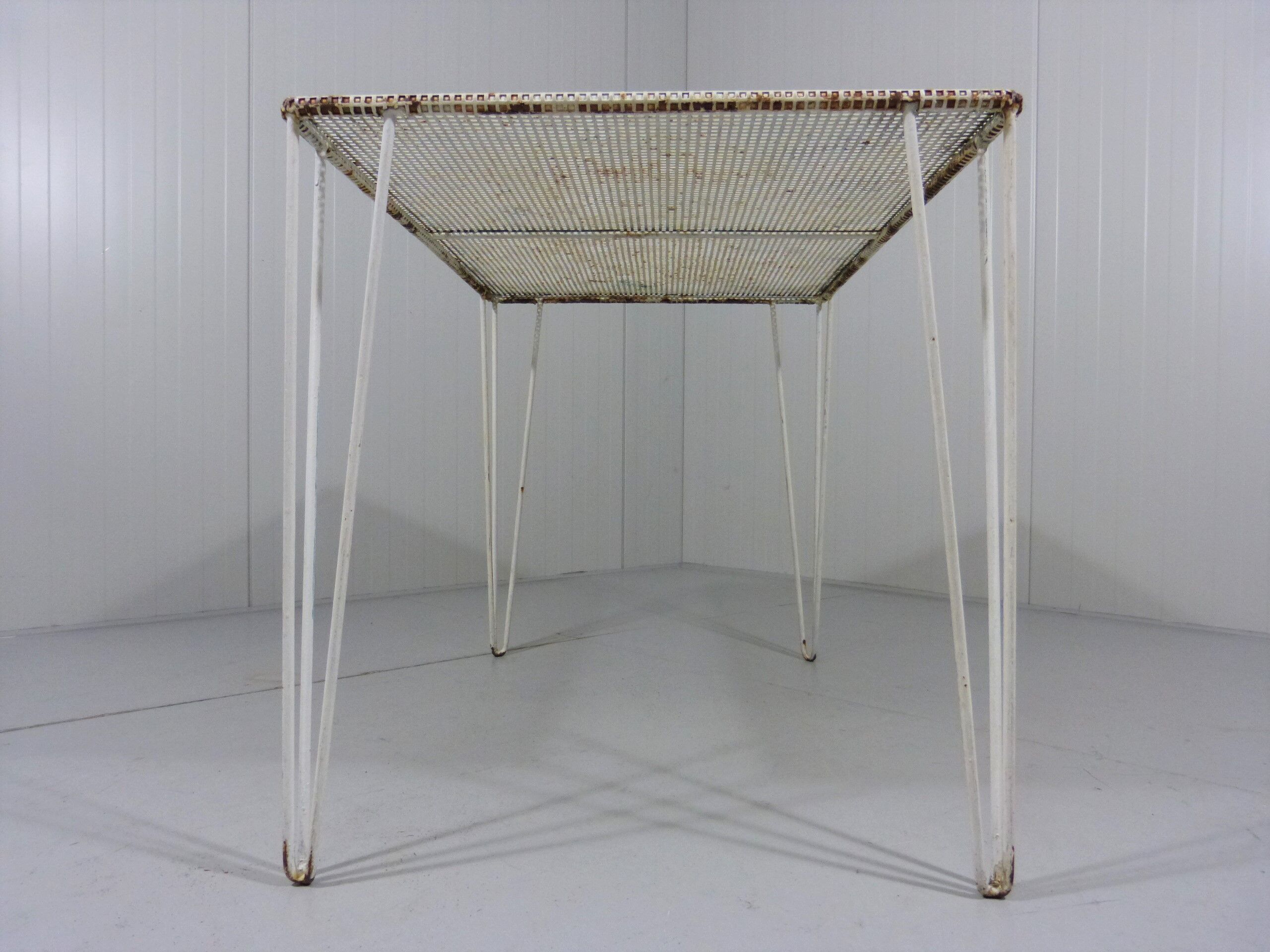 Metal garden table