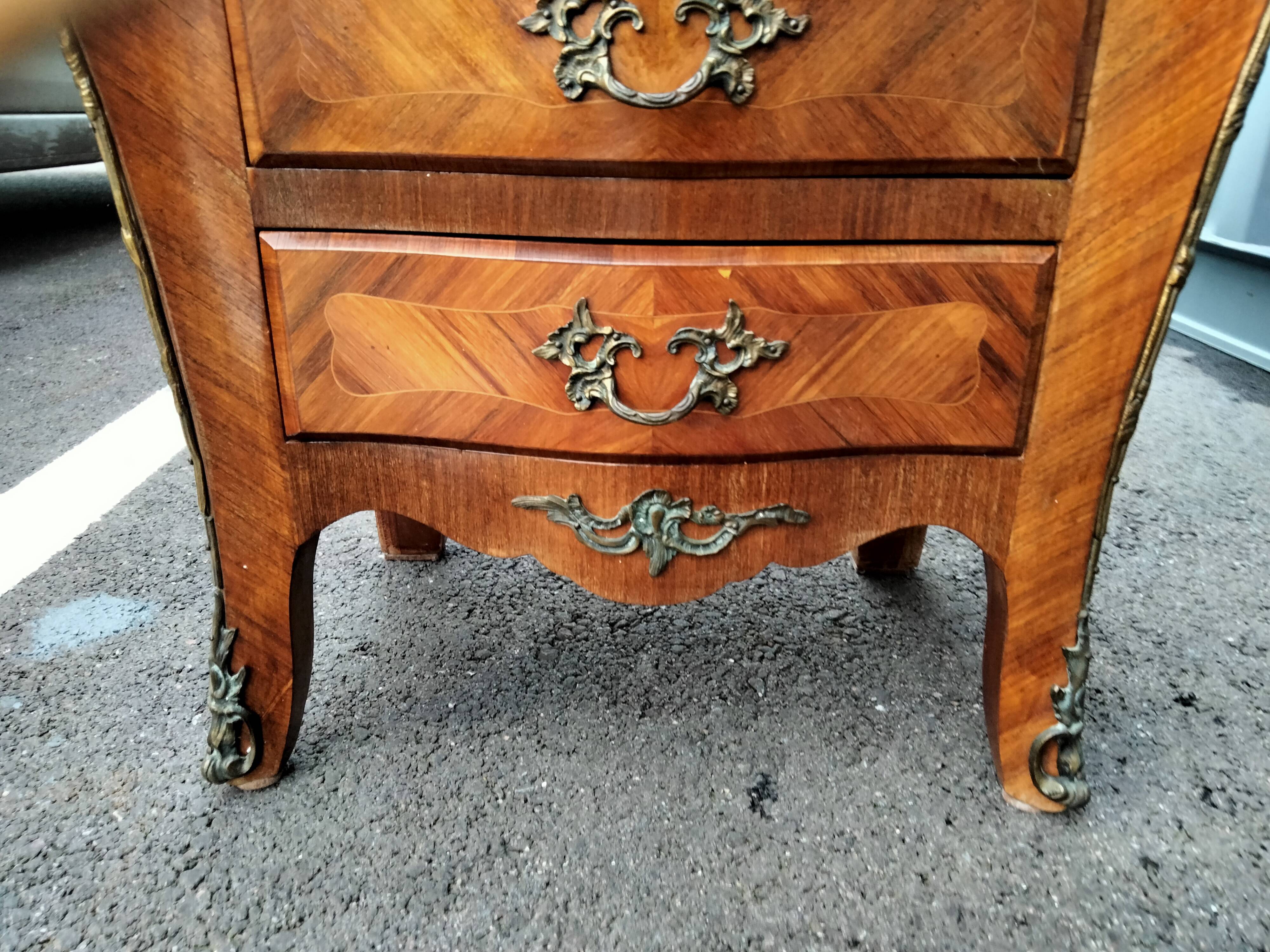 Dresser rag maker style louis xv marquetry marble top