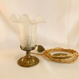 Lampe à poser en bronze et tulipe en verre plissé, Louis XVI, 1900 ancienne vintage