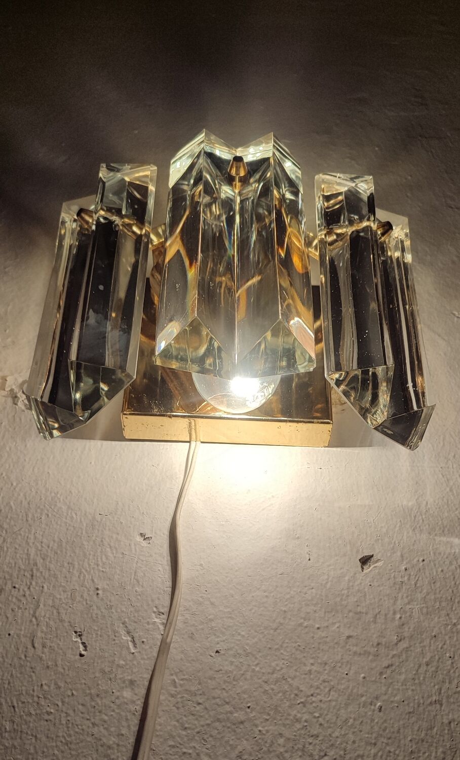 "Kinkeldey" crystal wall light. Germany, 1970s.