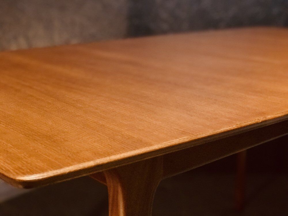 Extendable dining room table model t2 mid-century teak by Tom Robertson for McIntosh 1960s