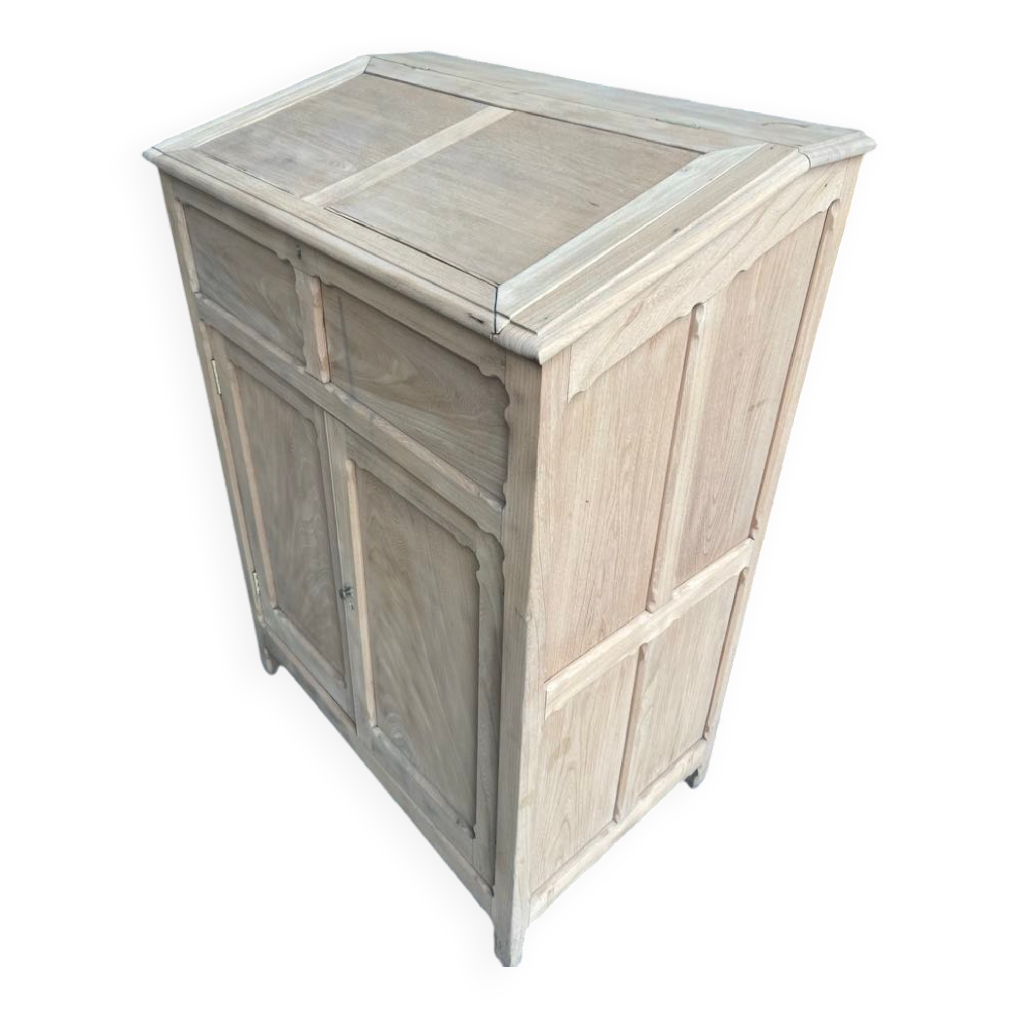 Craft furniture / desk in raw wood