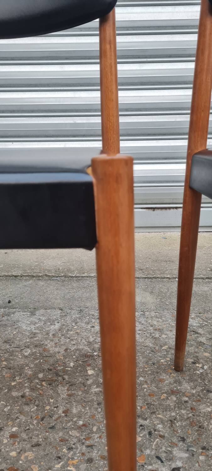 Set of 4 Scandinavian chairs 1970