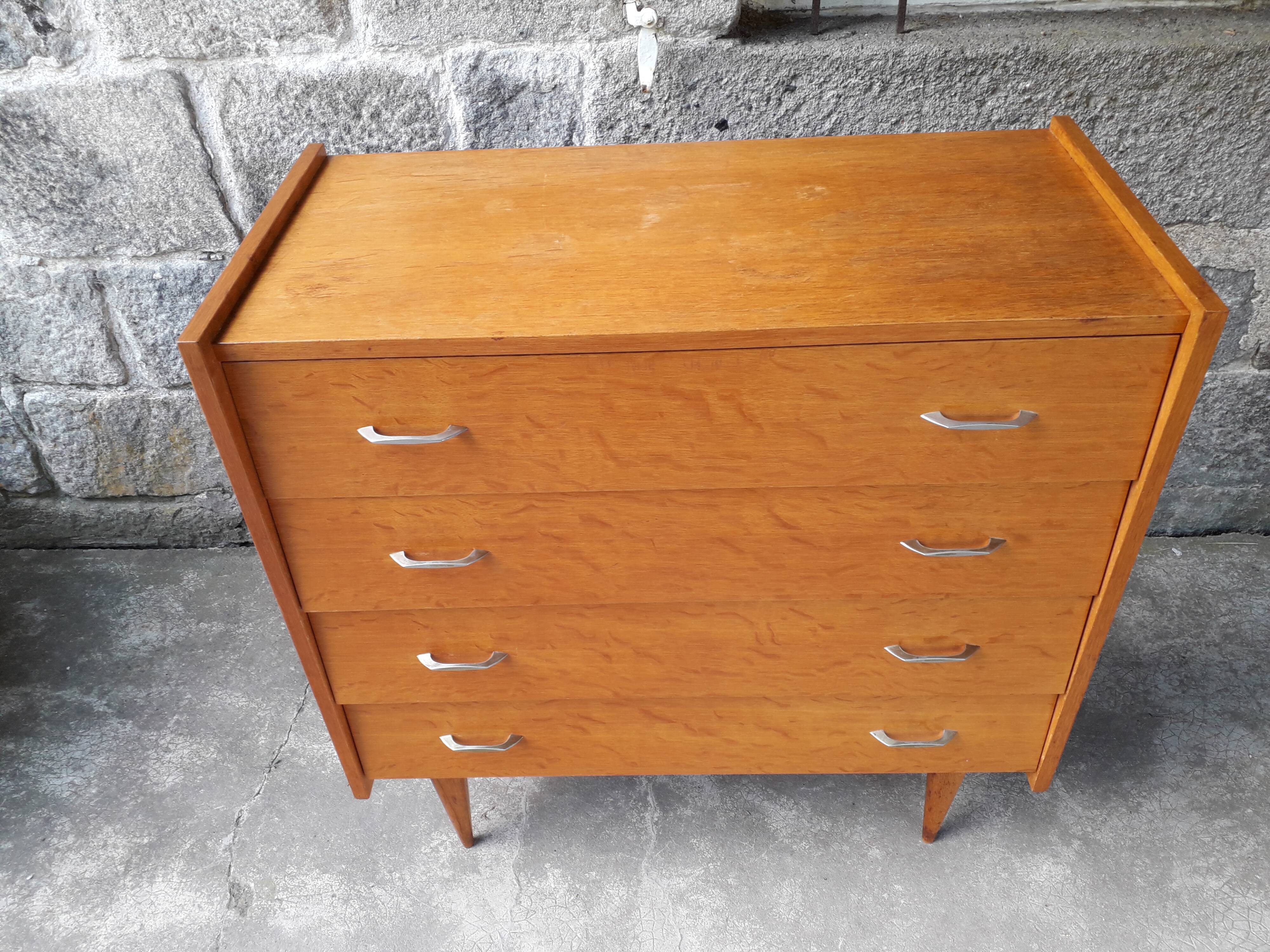 Vintage chest of drawers