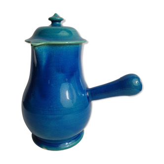 Blue chocolatier