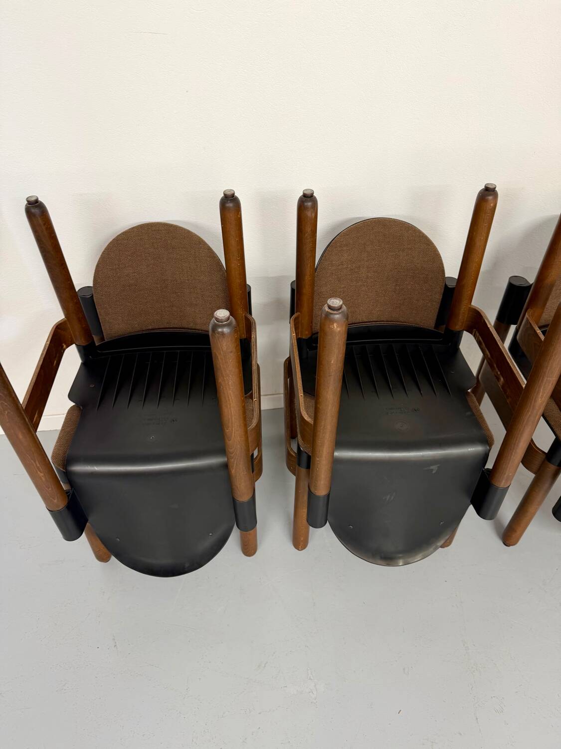 Set of 8 postmodern THONET FLEX chairs designed by Gerd Lange, vintage 80s.